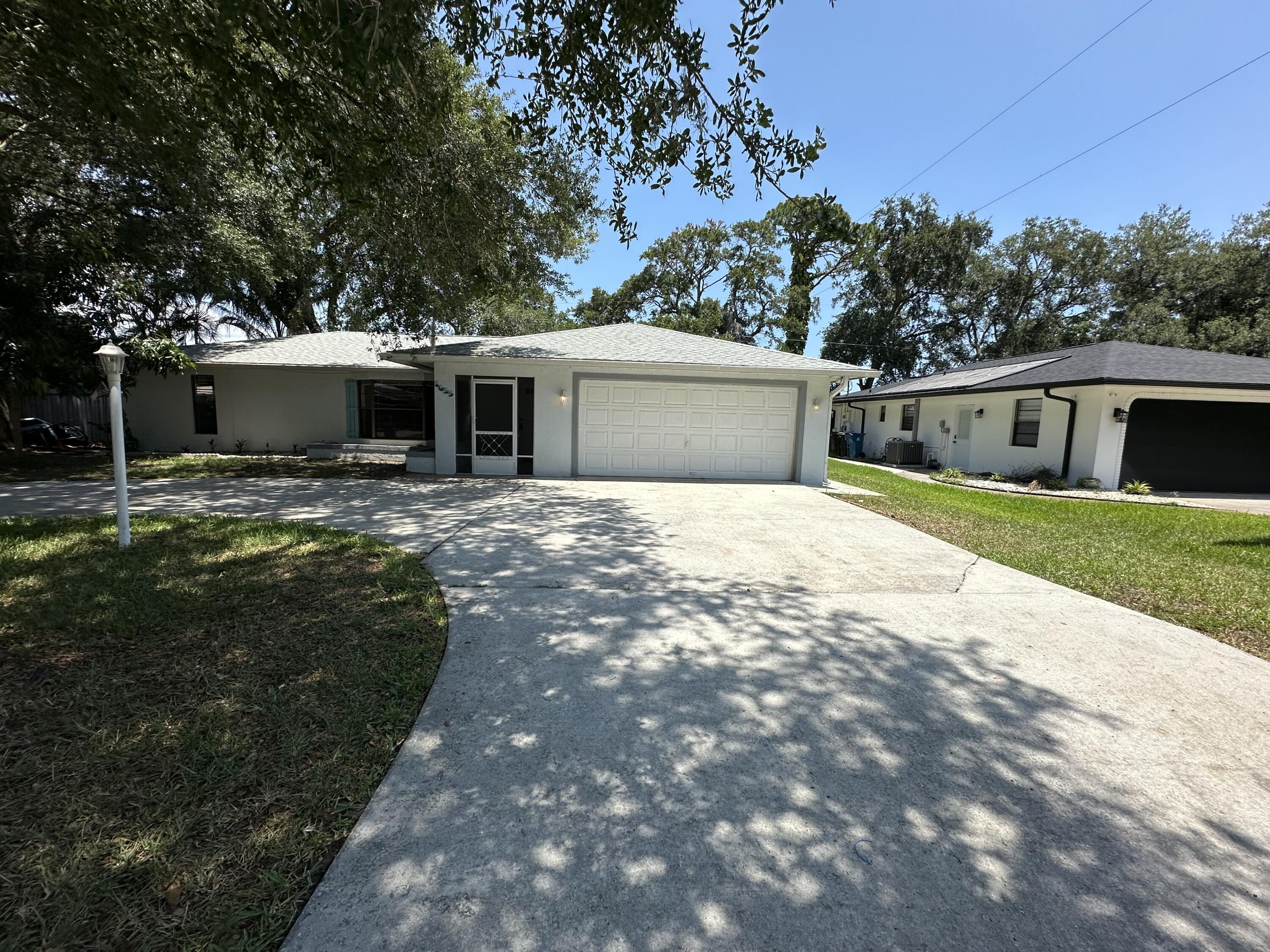 1635 Fallon Blvd Northeast  