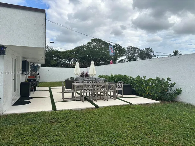 $776,500 | 11370 Southwest 113th Terrace, Miami, FL 33176