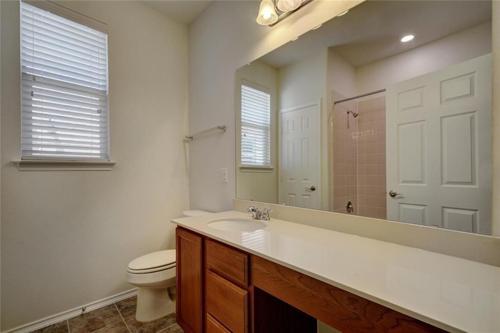 7112 Ondantra Bend Austin, TX 78744 - Photo 13 of 18