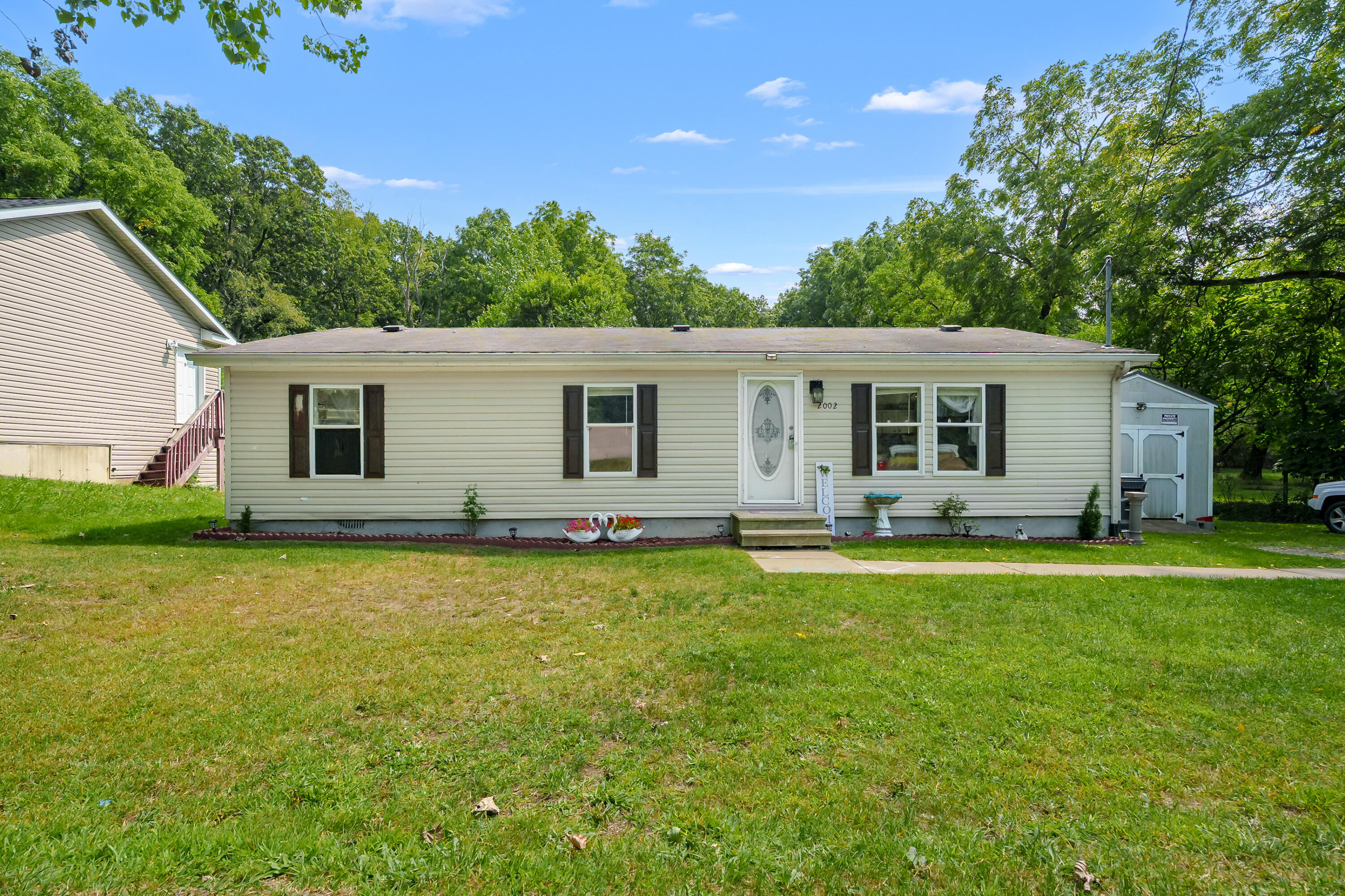 2002 Mt Olivet Road Kalamazoo, MI 49004 - Photo 1 of 31 Exterior