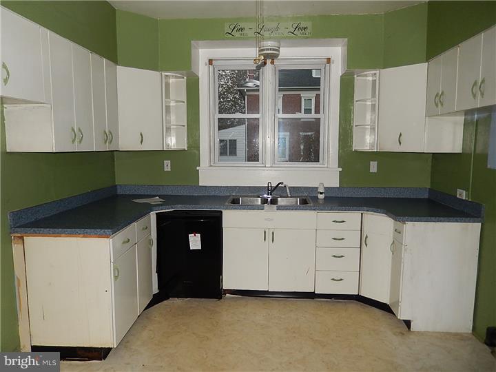 424 Bridge Street Spring City, PA 19475 - Photo 7 of 25 Kitchen