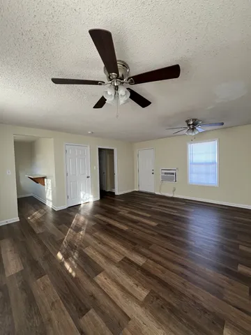 $880 | 132 Ballygar Street, Unit C, Clarksville, TN 37043