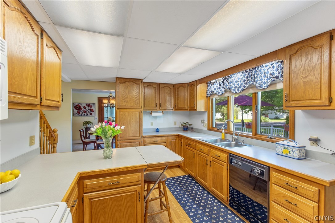 6176 Lakeshore Road Cicero, NY 13039 - Photo 20 of 50