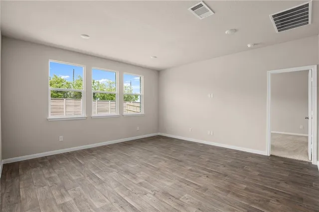 $2,000 | 150 Jayden Drive, Kyle, TX 78640