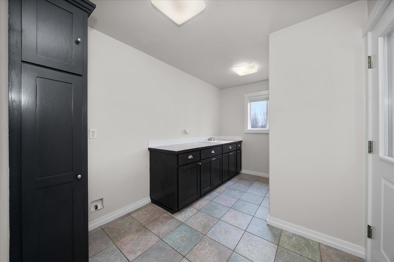 2306 West Rainier Court Spokane, WA 99208 - Photo 33 of 42