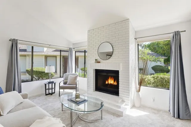 $1,099,000 | 10304 Crosscreek Terrace, San Diego, CA 92131