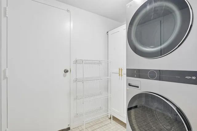 $1,099,000 | 10304 Crosscreek Terrace, San Diego, CA 92131