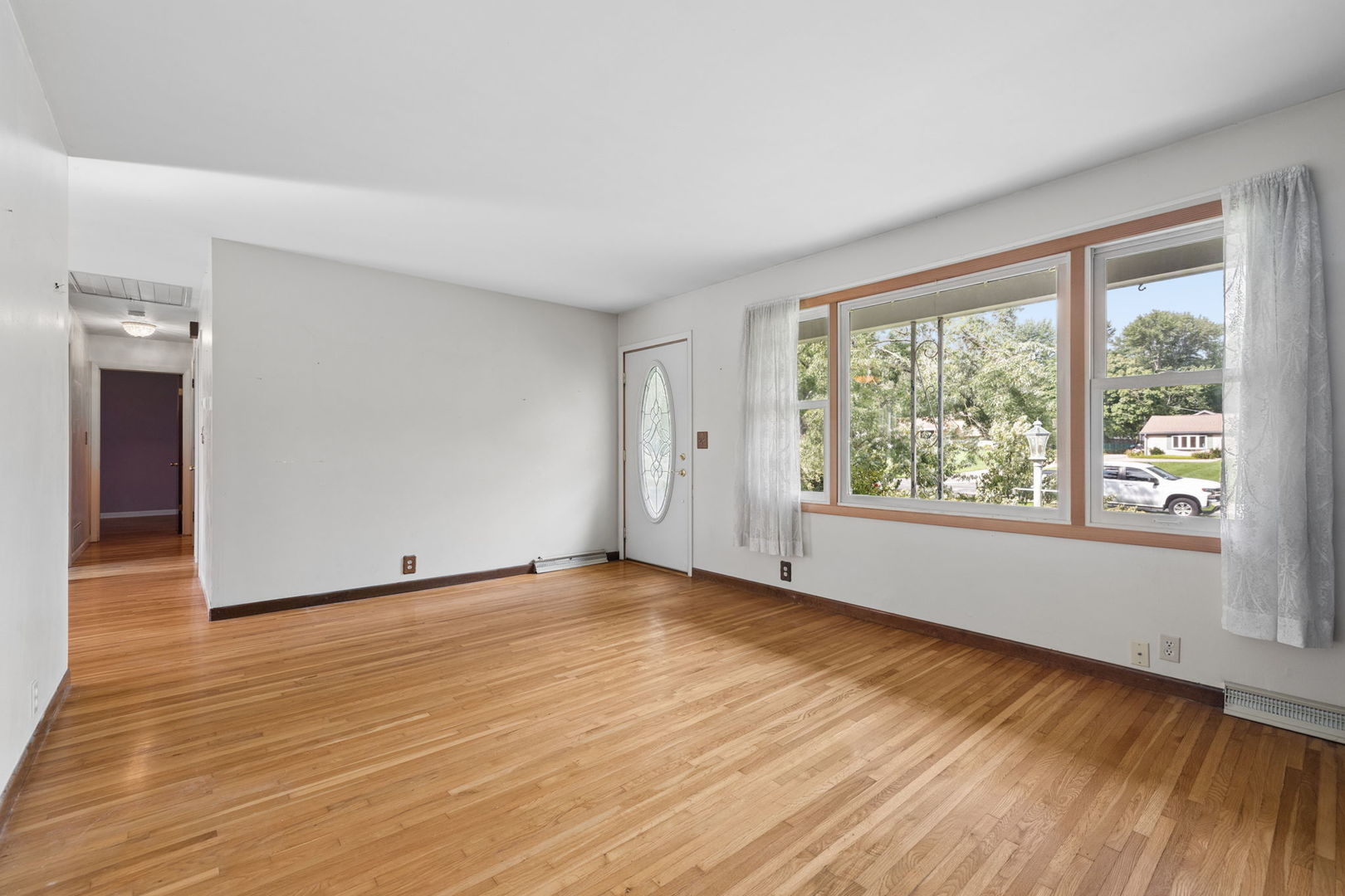 208 South Anderson Road New Lenox, IL 60451 - Photo 4 of 26 Gallery Image 4