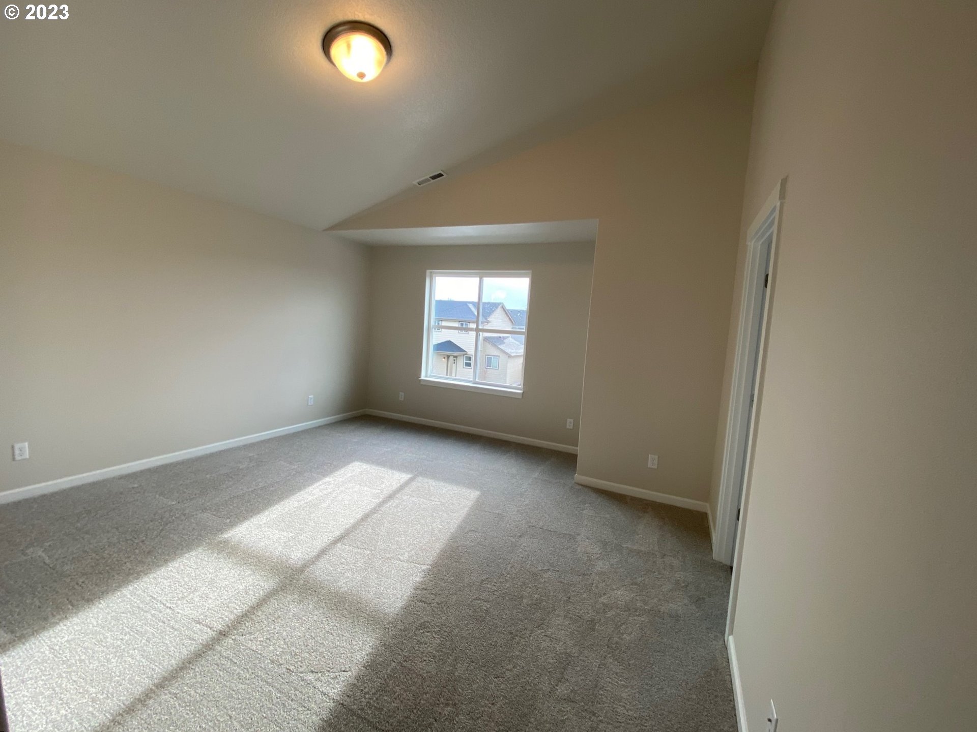 1876 Southeast Hankel Street, Unit 14 Dallas, OR 97338 - Photo 13 of 21