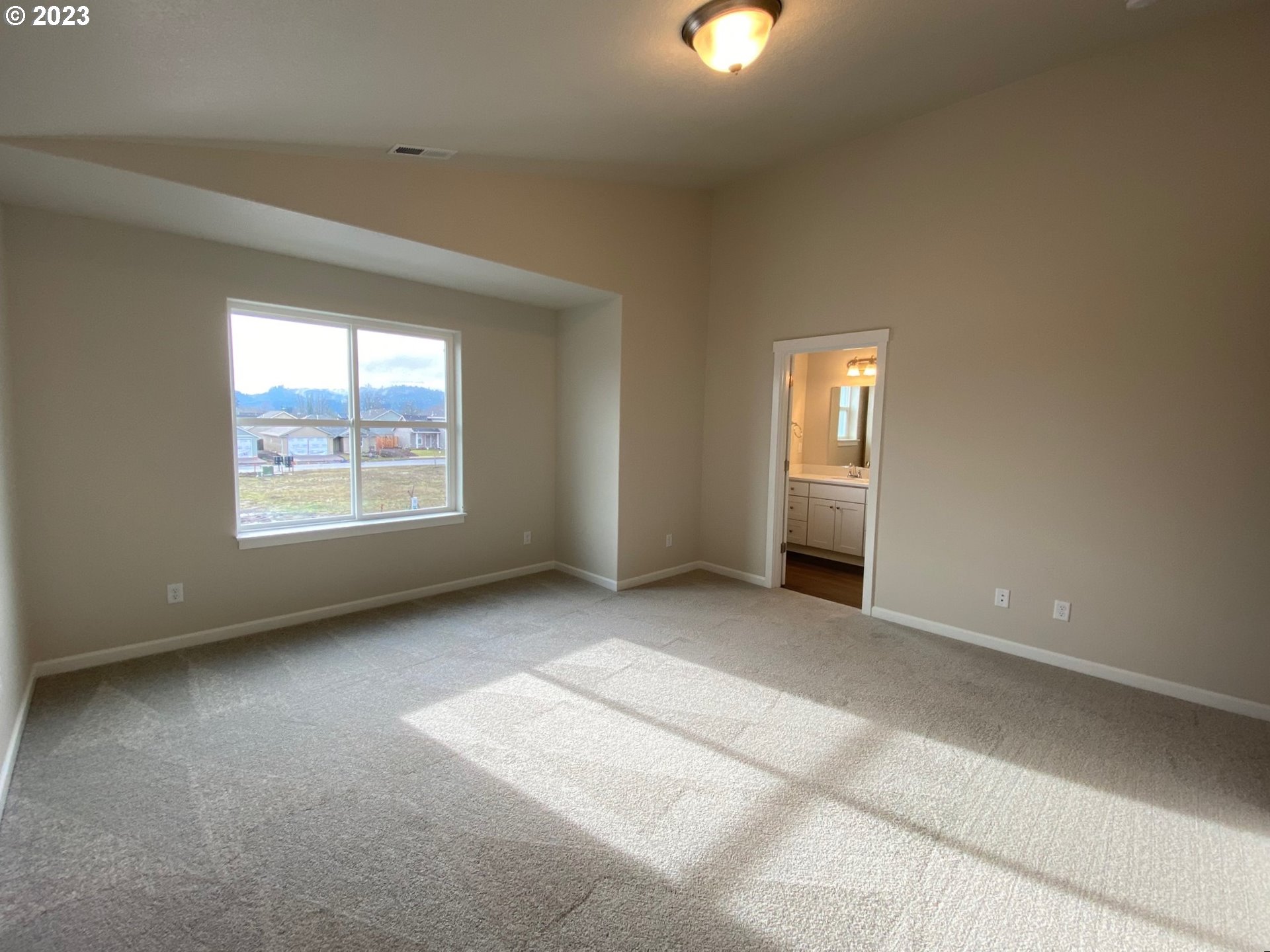 1876 Southeast Hankel Street, Unit 14 Dallas, OR 97338 - Photo 14 of 21