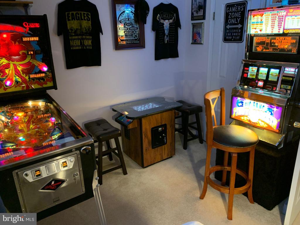 9 Miry Circle Trenton, NJ 08619 - Photo 18 of 22