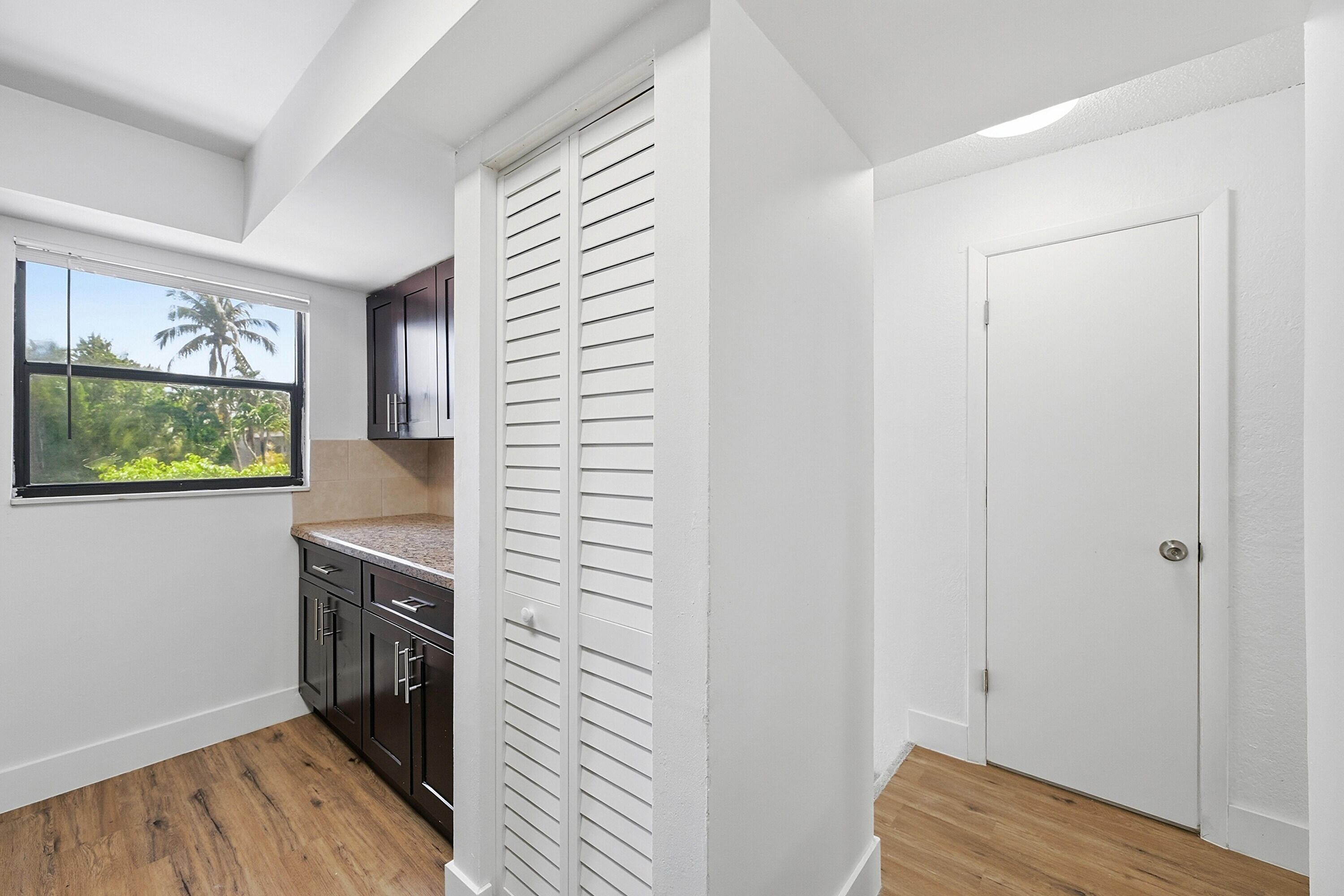4012 Del Rio Way Sunrise, FL 33351 - Photo 12 of 64 13_stl_3374