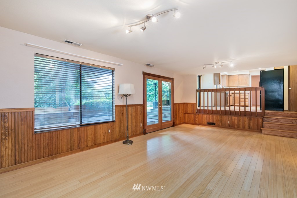 18124 26th Drive Southeast Bothell, WA 98012 - Photo 9 of 21 Gallery Image 9