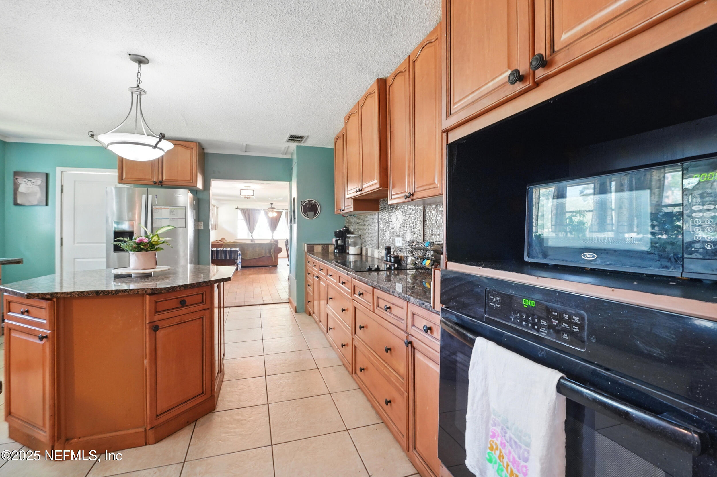 5388 Woodcrest Road Jacksonville, FL 32205 - Photo 4 of 47 KITCHEN