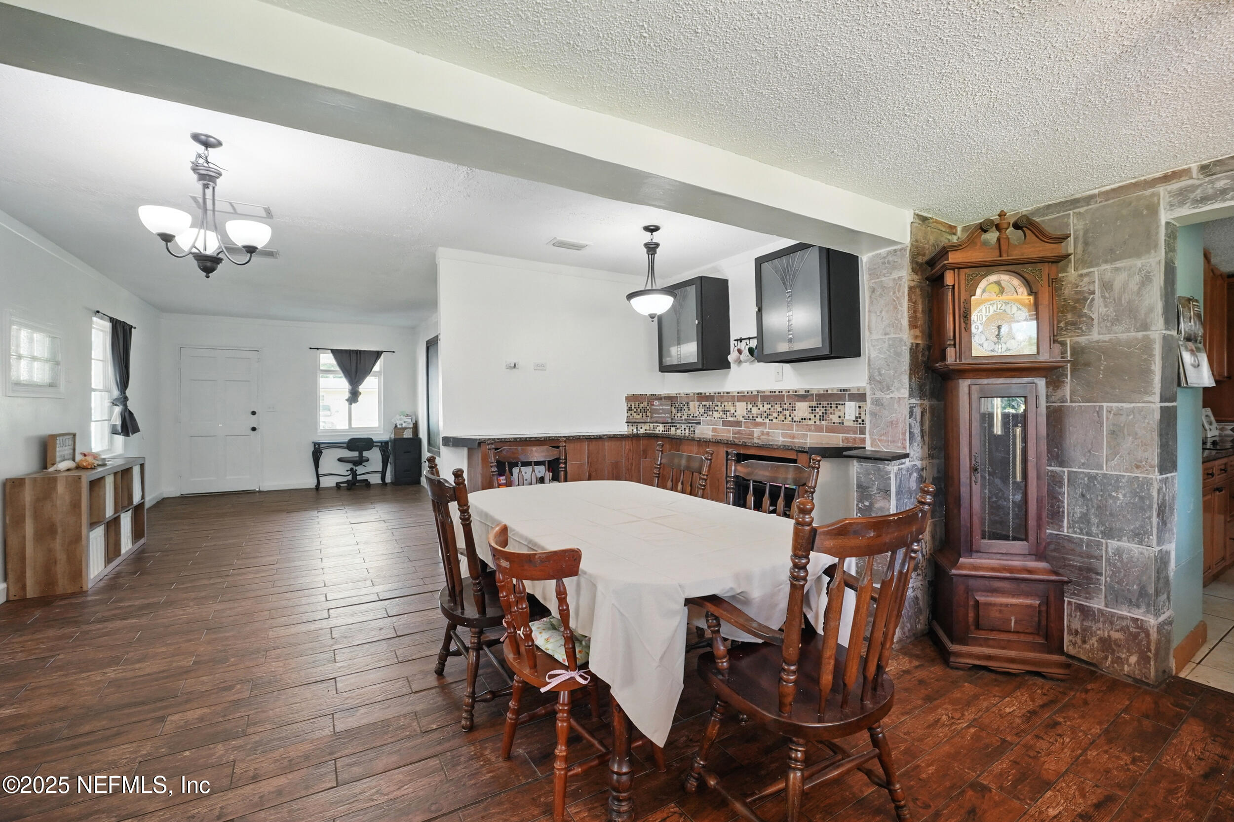 5388 Woodcrest Road Jacksonville, FL 32205 - Photo 8 of 47 DINING ROOM