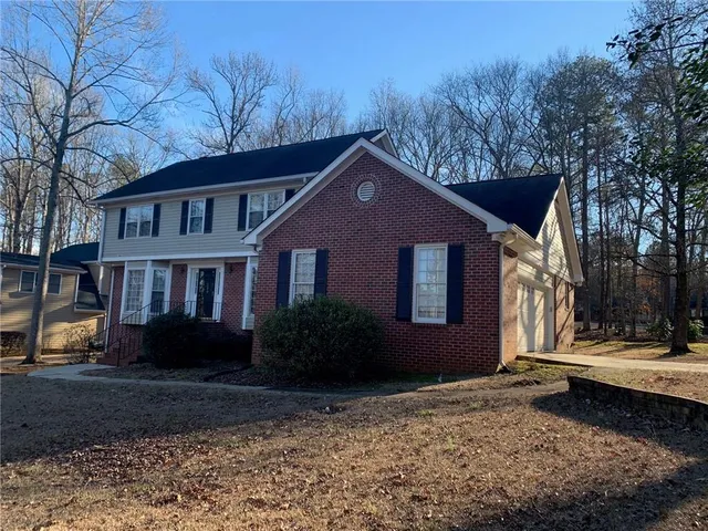 $2,500 | 240 West Huntington Road, Bogart, GA 30622