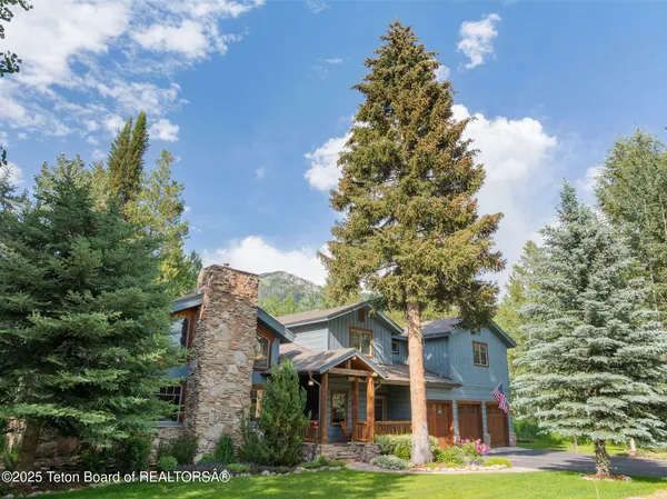 $1,495,000 | 445 Aspen Ridge Trail, Alpine, WY 83128