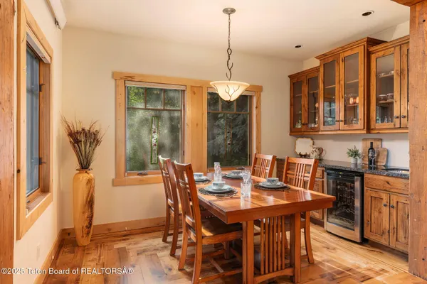 $1,495,000 | 445 Aspen Ridge Trail, Alpine, WY 83128