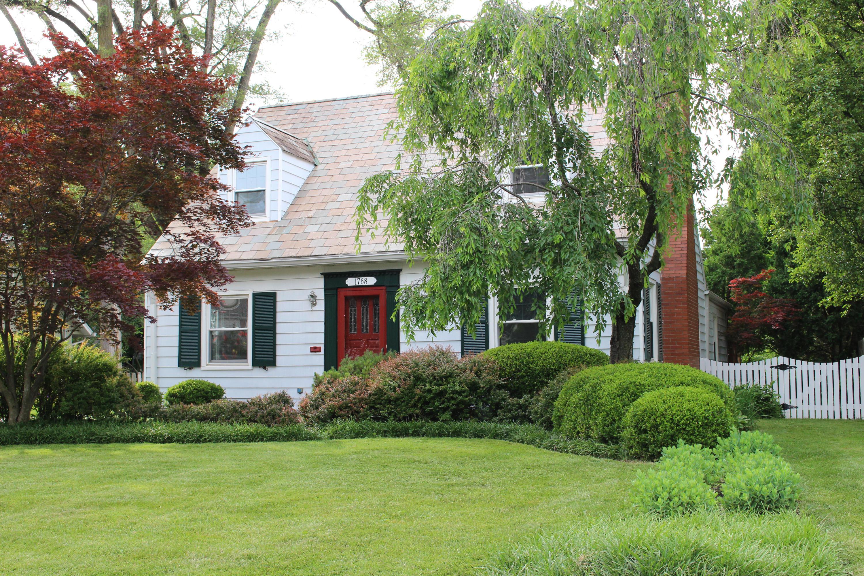 1768 Waltham Road Upper Arlington, OH 43221 - Photo 1 of 42