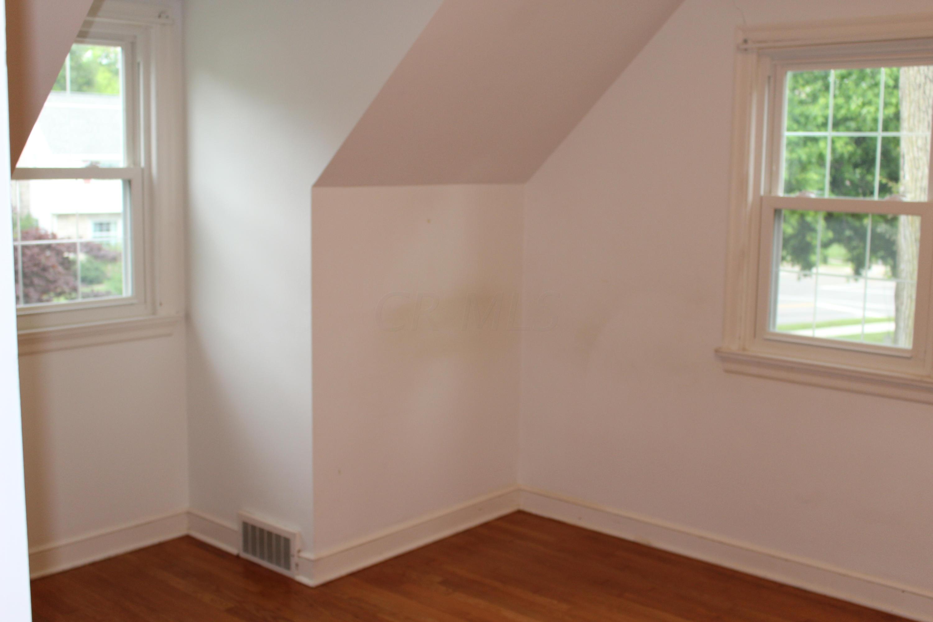 1768 Waltham Road Upper Arlington, OH 43221 - Photo 26 of 42