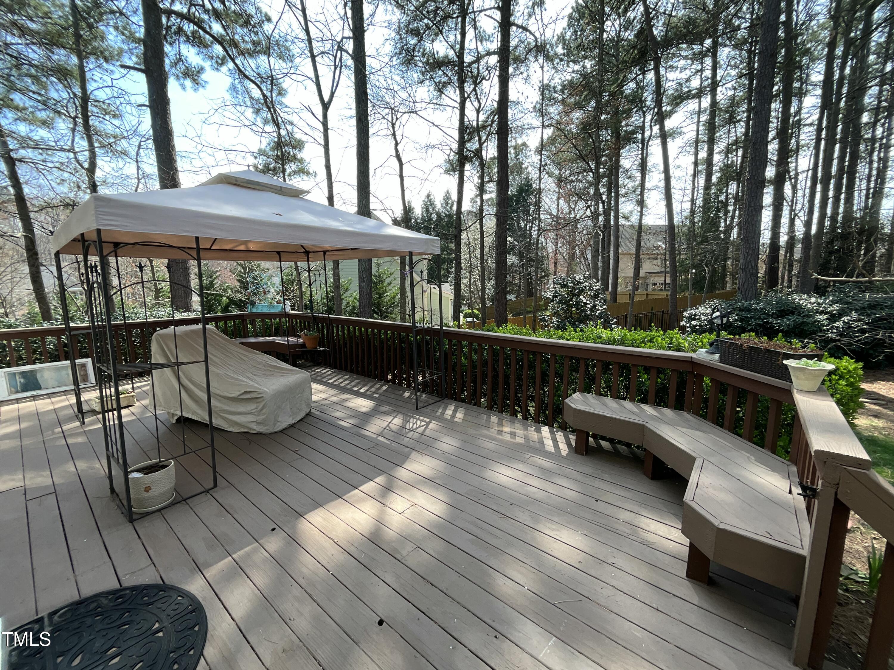 7721 Sutcliffe Drive Raleigh, NC 27613 - Photo 16 of 31 Deck