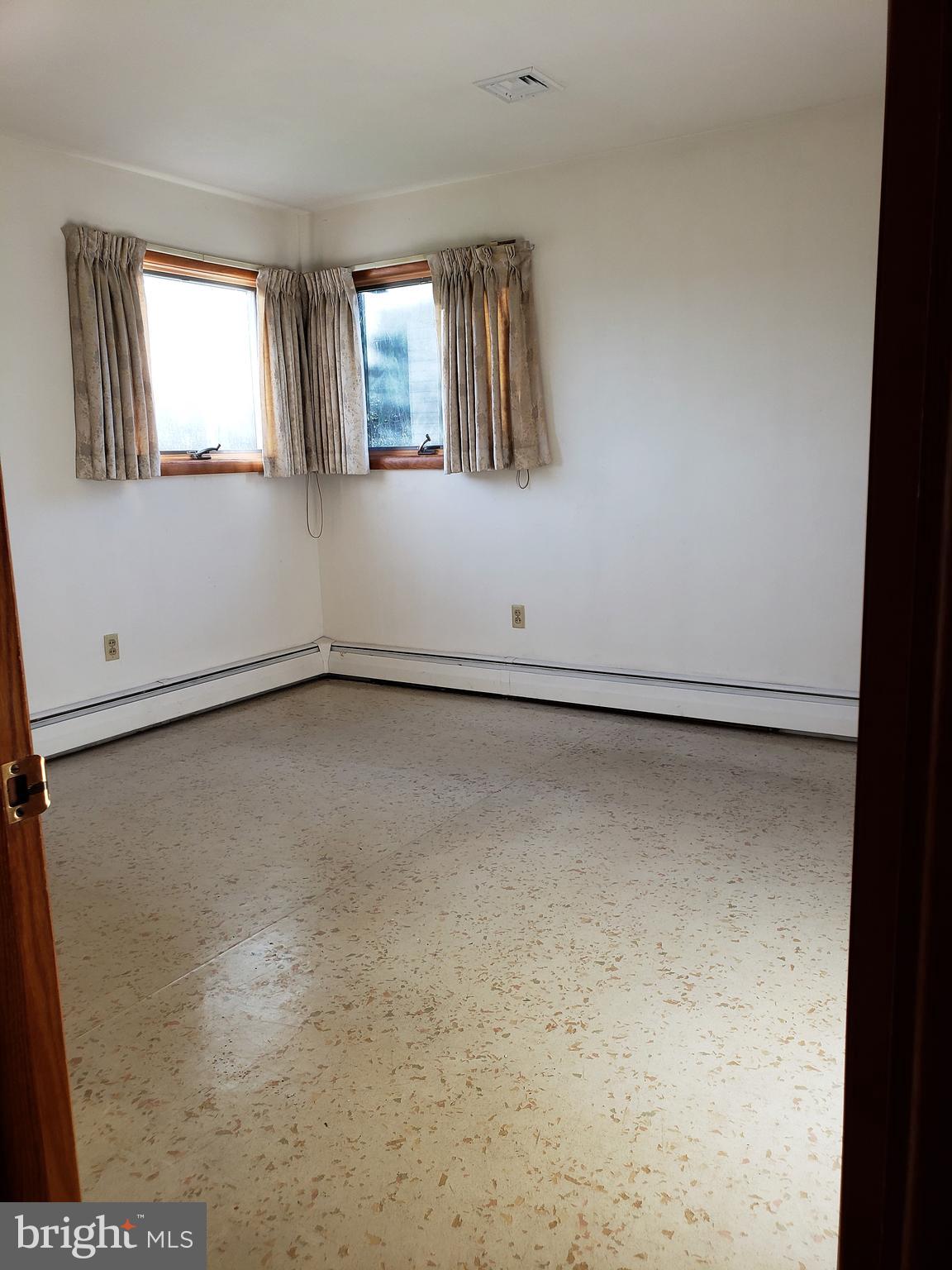 61 Peach Road Liverpool, PA 17045 - Photo 6 of 11 Gallery Image 6