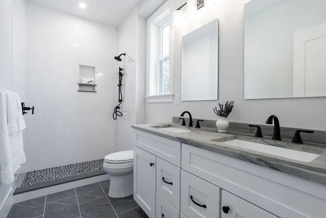 $1,150,000 | 37 Pine Mountain Road, York, ME 03902