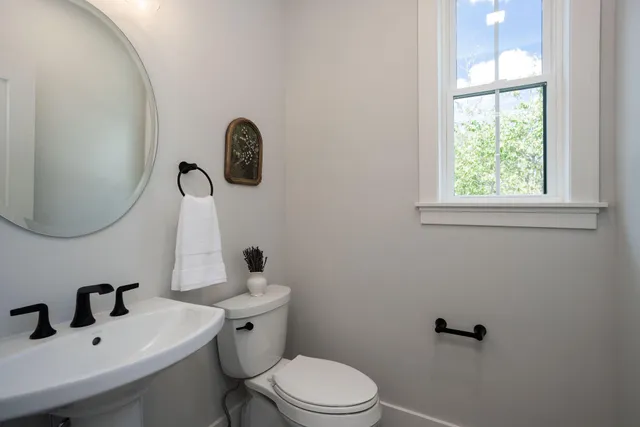 $1,150,000 | 37 Pine Mountain Road, York, ME 03902