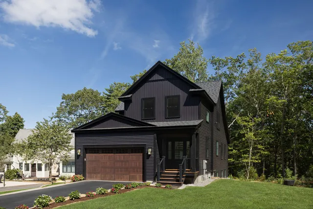 $1,150,000 | 37 Pine Mountain Road, York, ME 03902