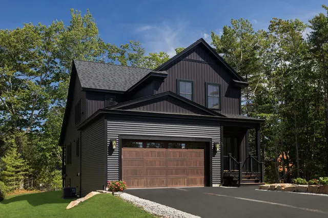 $1,150,000 | 37 Pine Mountain Road, York, ME 03902
