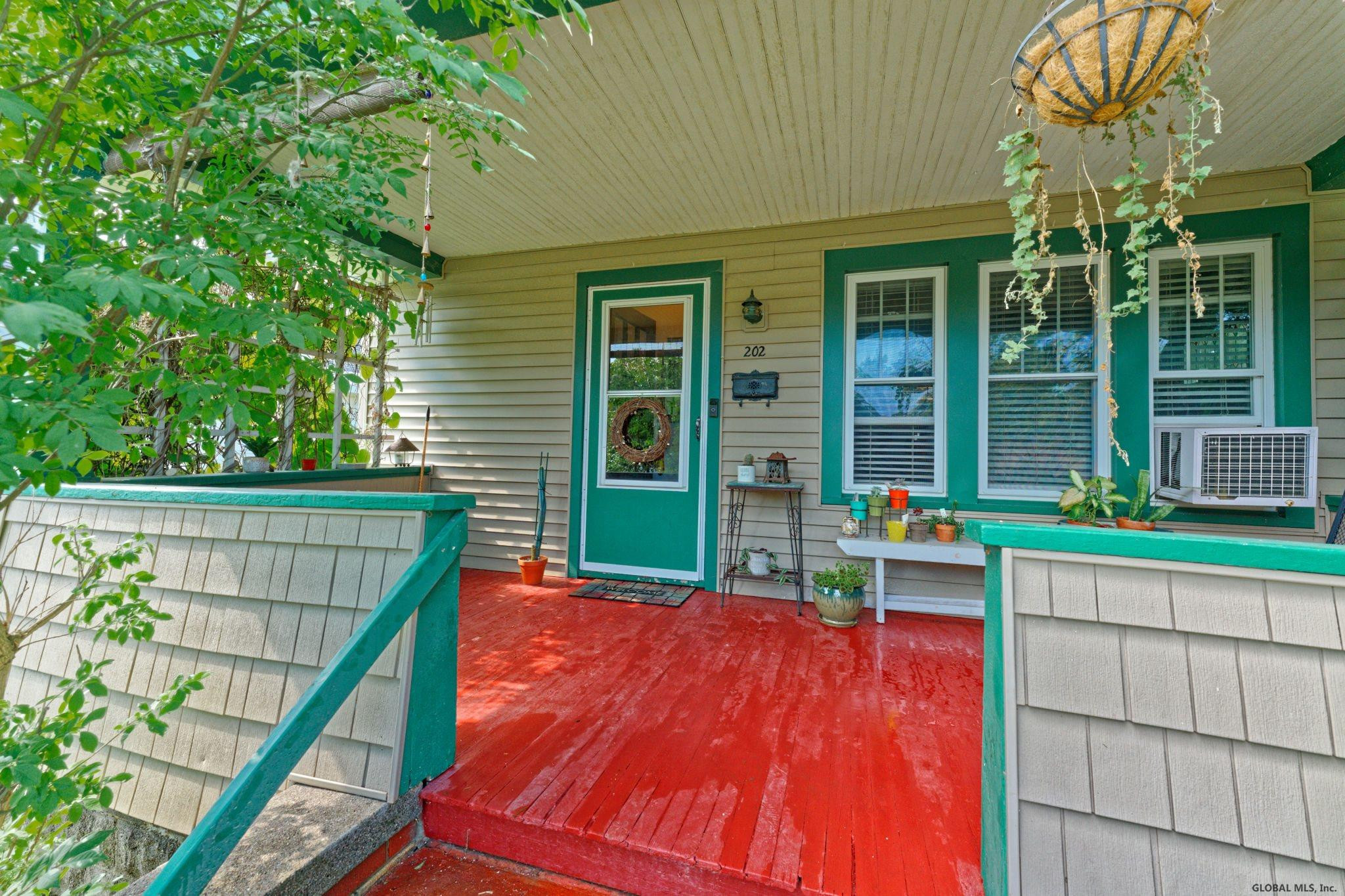 202 East Campbell Road Rotterdam, NY 12303 - Photo 3 of 31 Photo 3