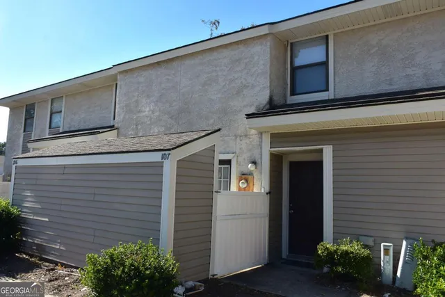 $115,000 | 727 South Main Street Extension, Unit 107, Hinesville, GA 31313