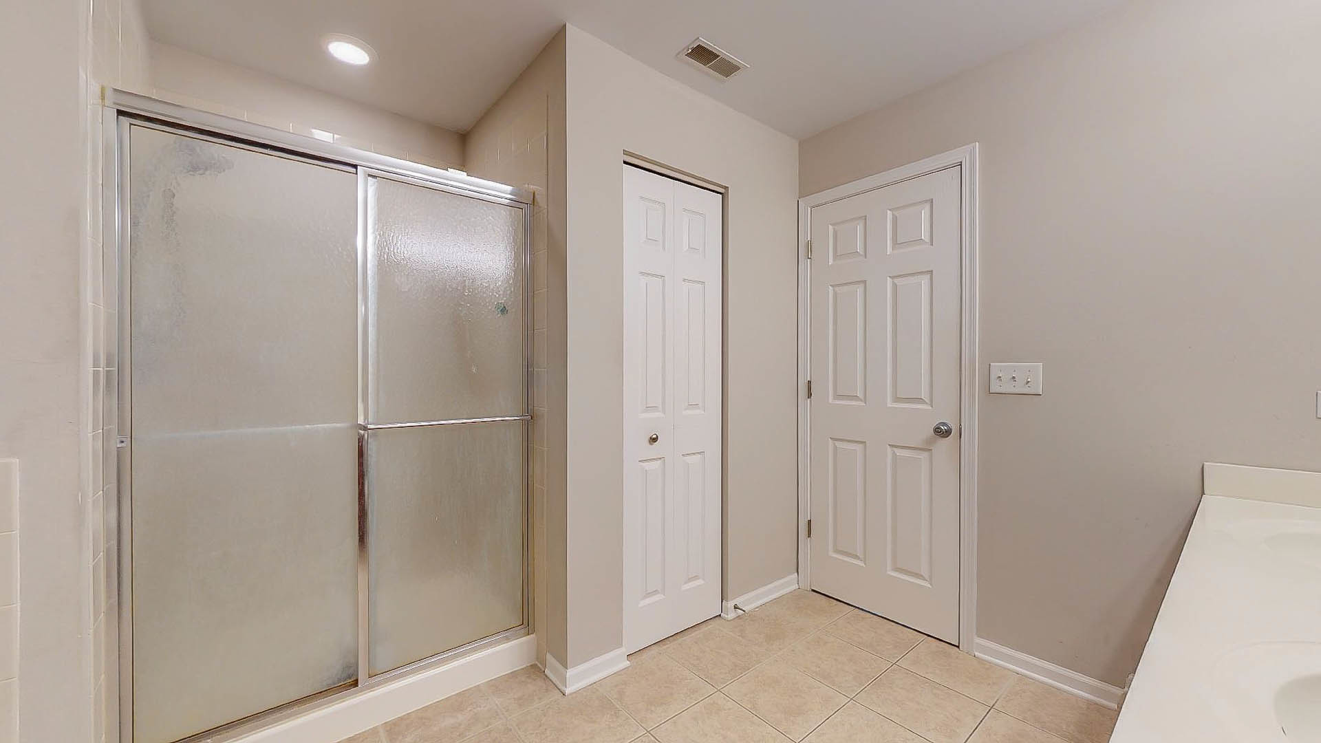 1916 West Cobblestone Road Romeoville, IL 60446 - Photo 13 of 21 a view of an empty room