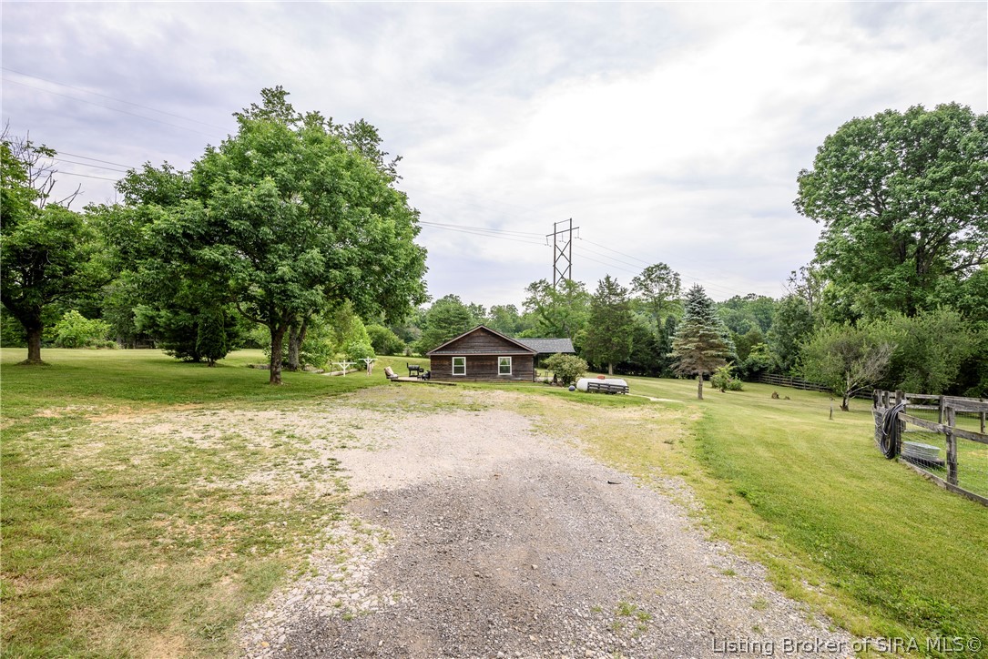 8014 Ridge Way Georgetown, IN 47122 - Photo 24 of 51