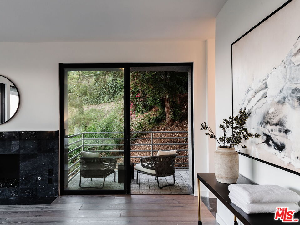 1500 Inverness Drive Pasadena, CA 91103 - Photo 36 of 66 a living room with furniture and a fireplace