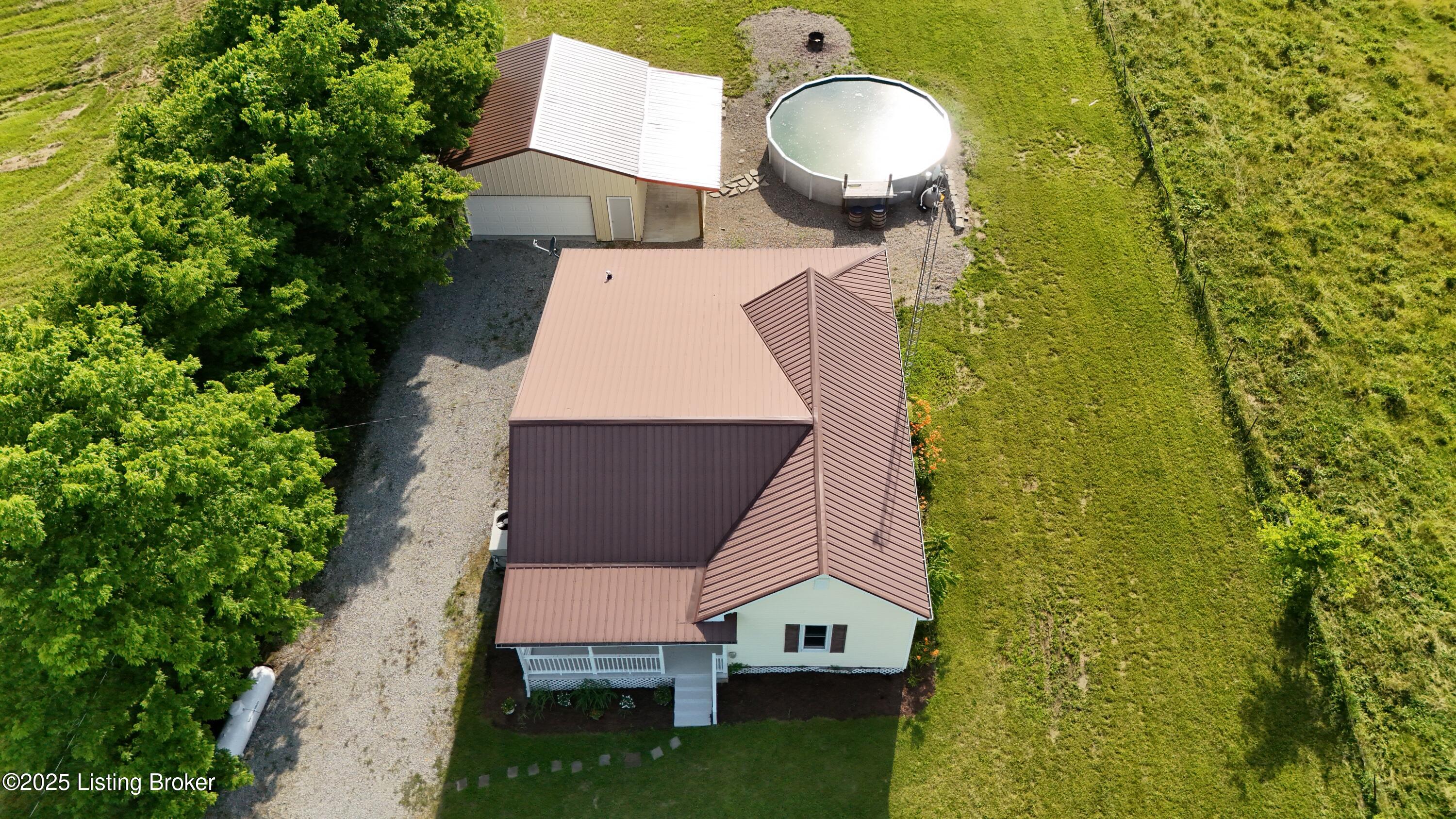 6099 Bloomfield Road Springfield, KY 40069 - Photo 3 of 25 dji_fly_20250620_180936_0233_17504571570