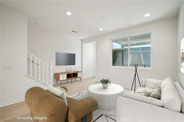 $799,880 | 156 Balsawood, Tustin, CA 92780