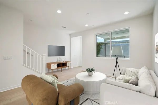 $799,880 | 156 Balsawood, Tustin, CA 92780