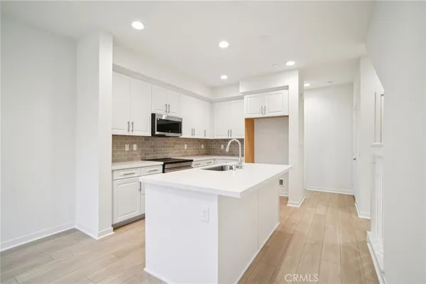$799,880 | 156 Balsawood, Tustin, CA 92780