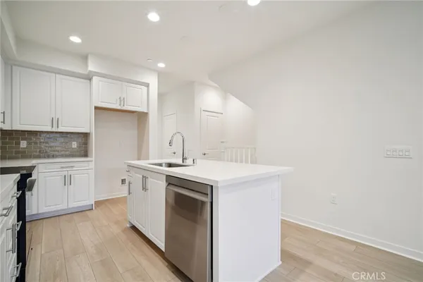 $799,880 | 156 Balsawood, Tustin, CA 92780