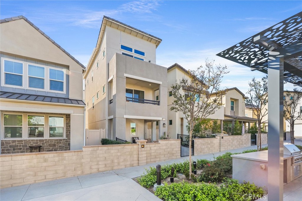 540 Sparrowhawk Way Rancho Mission Viejo, CA 92694 - Photo 2 of 54