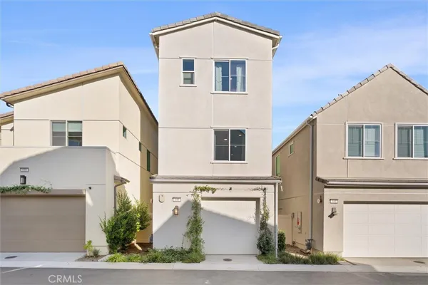 $945,000 | 540 Sparrowhawk Way, Rancho Mission Viejo, CA 92694