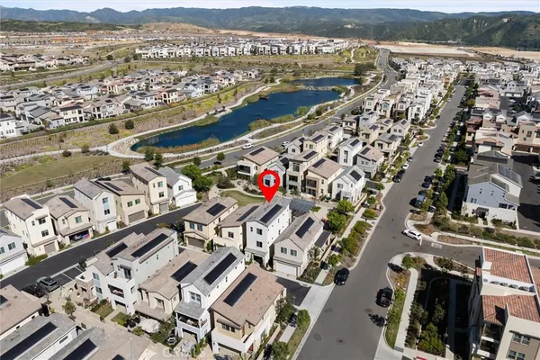 $945,000 | 540 Sparrowhawk Way, Rancho Mission Viejo, CA 92694