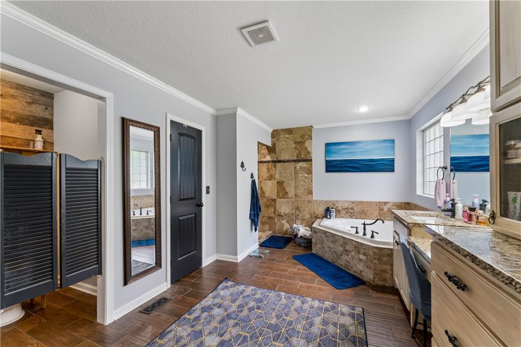 1611 Southwest Deer Run Road Oak Grove, MO 64075 - Photo 27 of 75