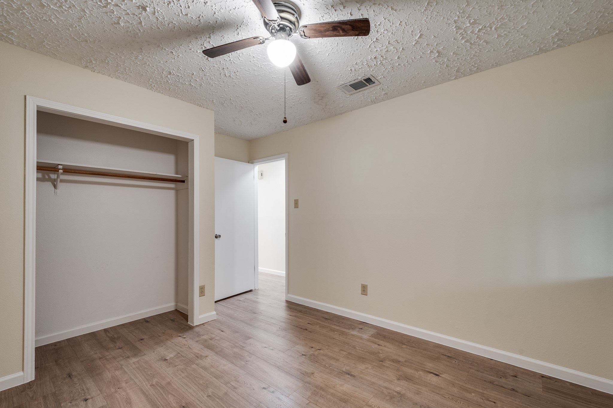 17 Crestbriar Court Baytown, TX 77521 - Photo 18 of 32