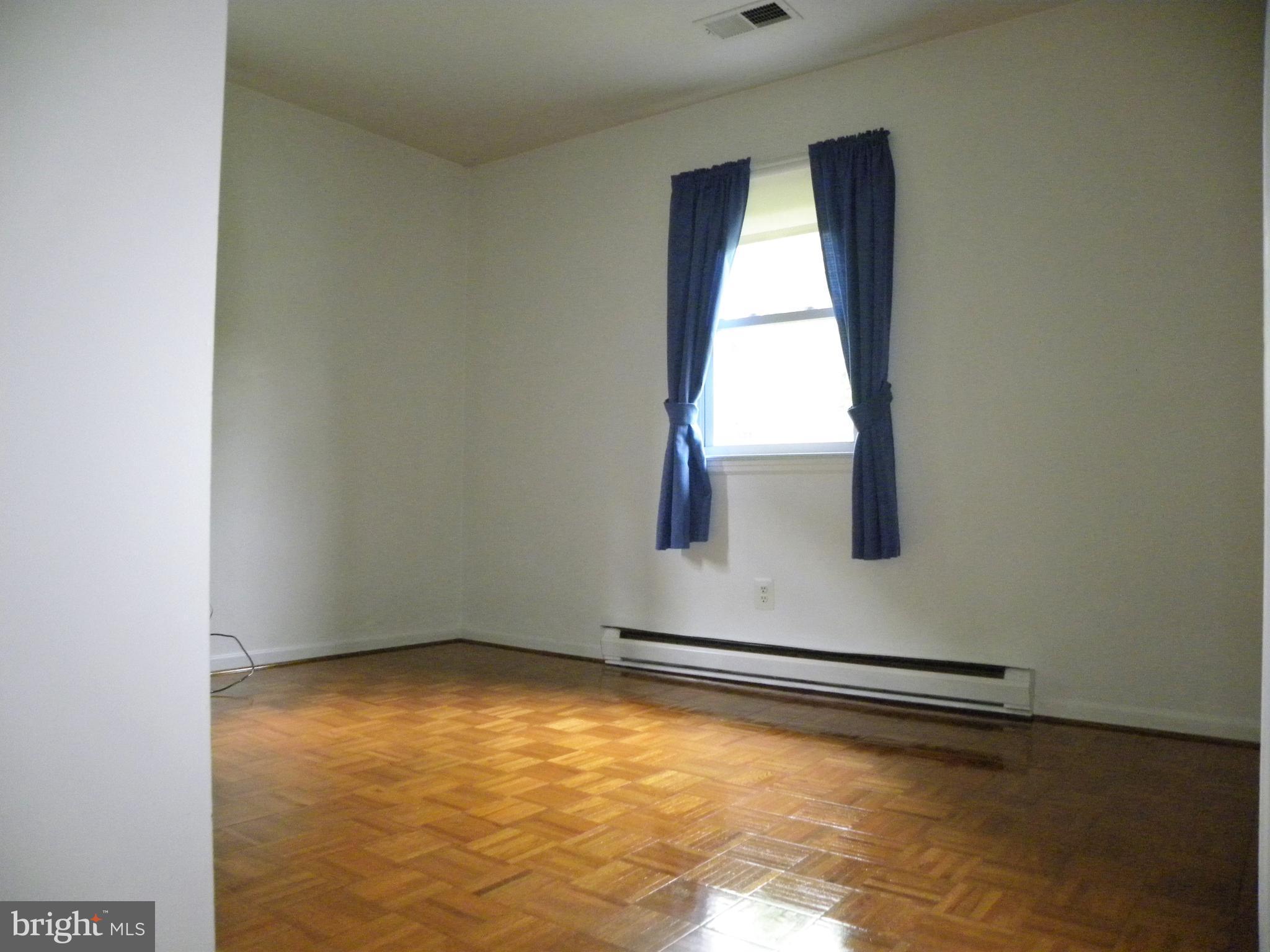 7415 Bull Run Road Manassas, VA 20111 - Photo 15 of 30 a view of a room with window