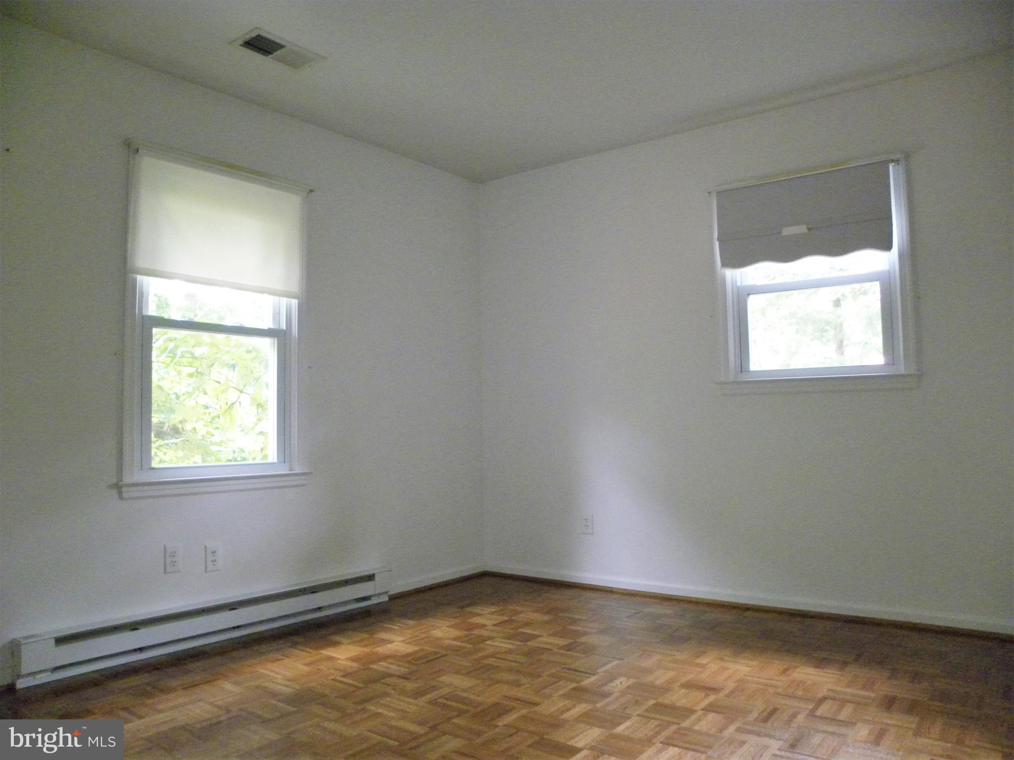 7415 Bull Run Road Manassas, VA 20111 - Photo 16 of 30 a view of an empty room with a window