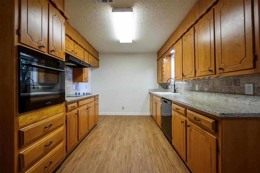 820 North Ave A Springtown, TX 76082 - Photo 14 of 26