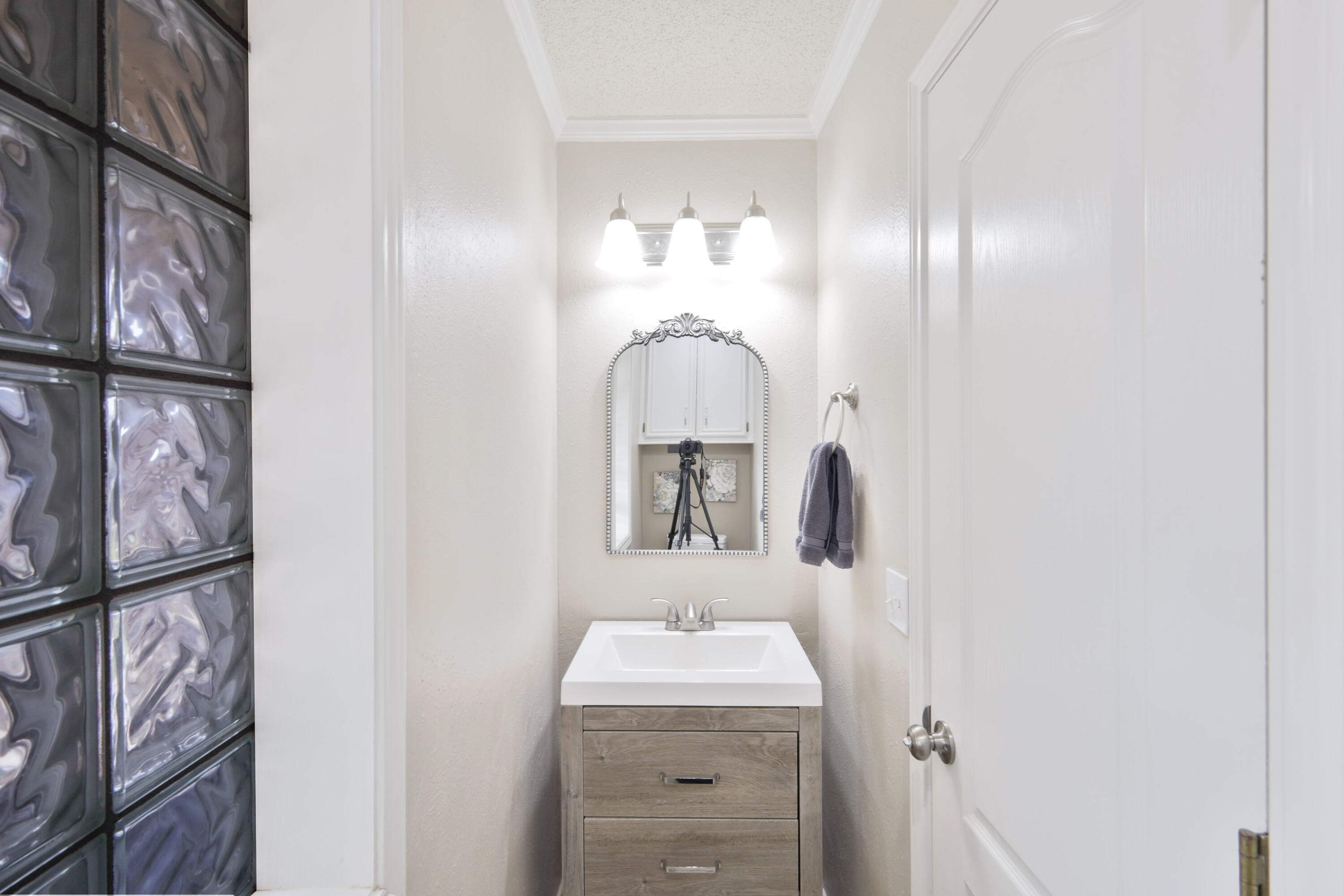 6019 77th Street Lubbock, TX 79424 - Photo 9 of 29 A-4