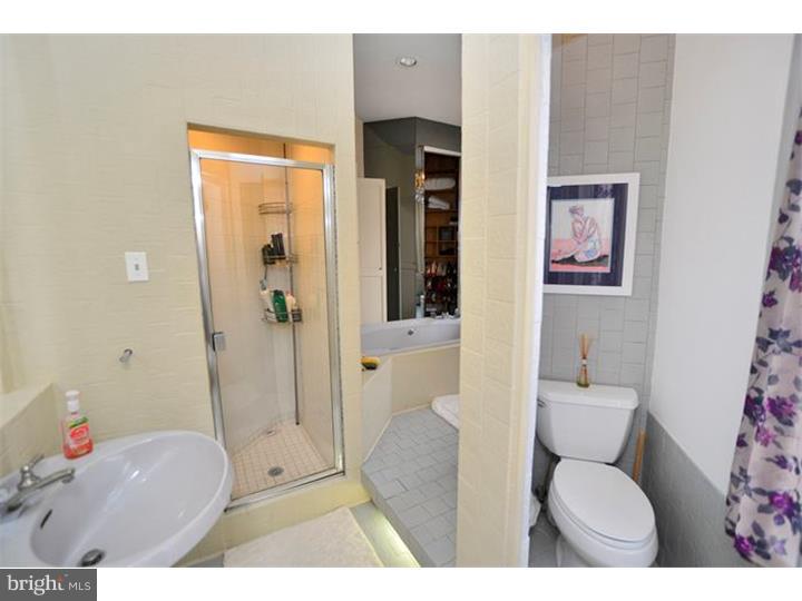 2610 Poplar Street Philadelphia, PA 19130 - Photo 20 of 25